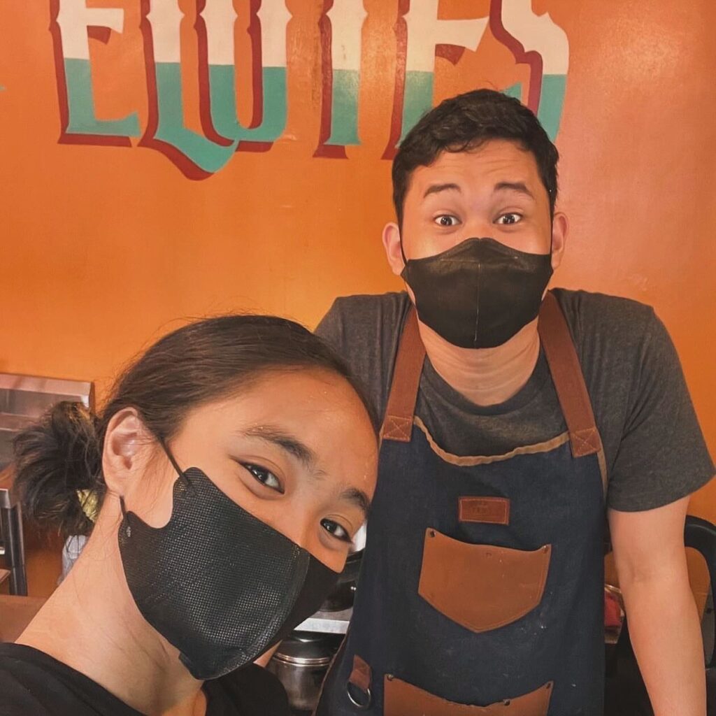 E21839C7 1433 4DA3 9AC5 39ADF9ED55F9 3